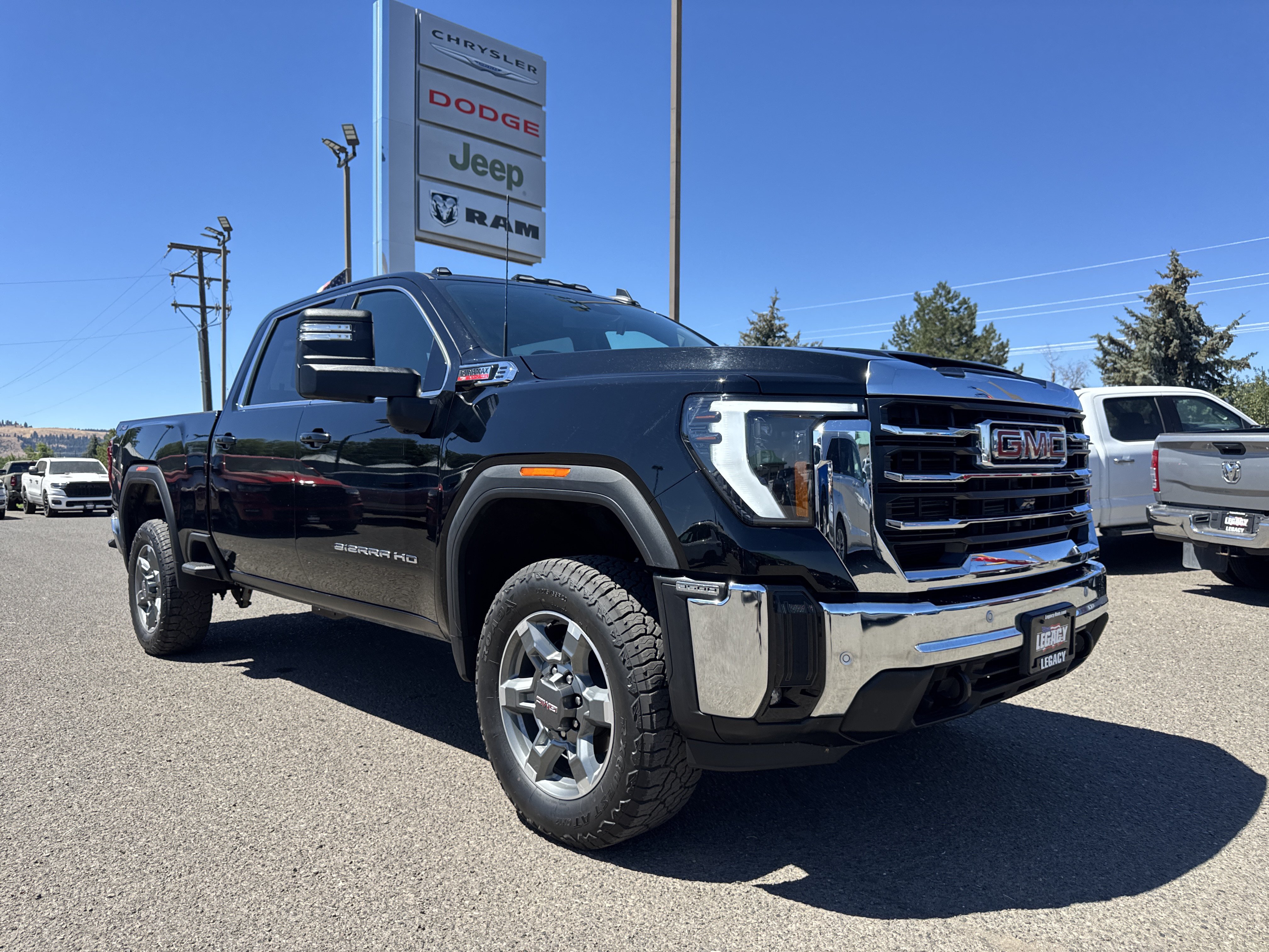 Used 2025 GMC Sierra 3500 SLE