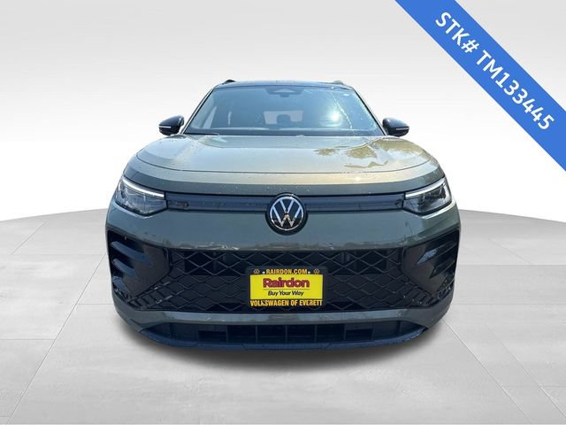 New 2026 Volkswagen Tiguan SE R-Line AWD/4WD image 2