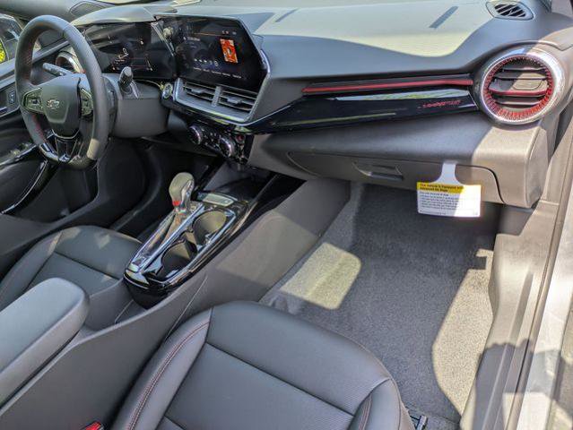New 2026 Chevrolet Trax RS w/ Sunroof Package FWD image 30