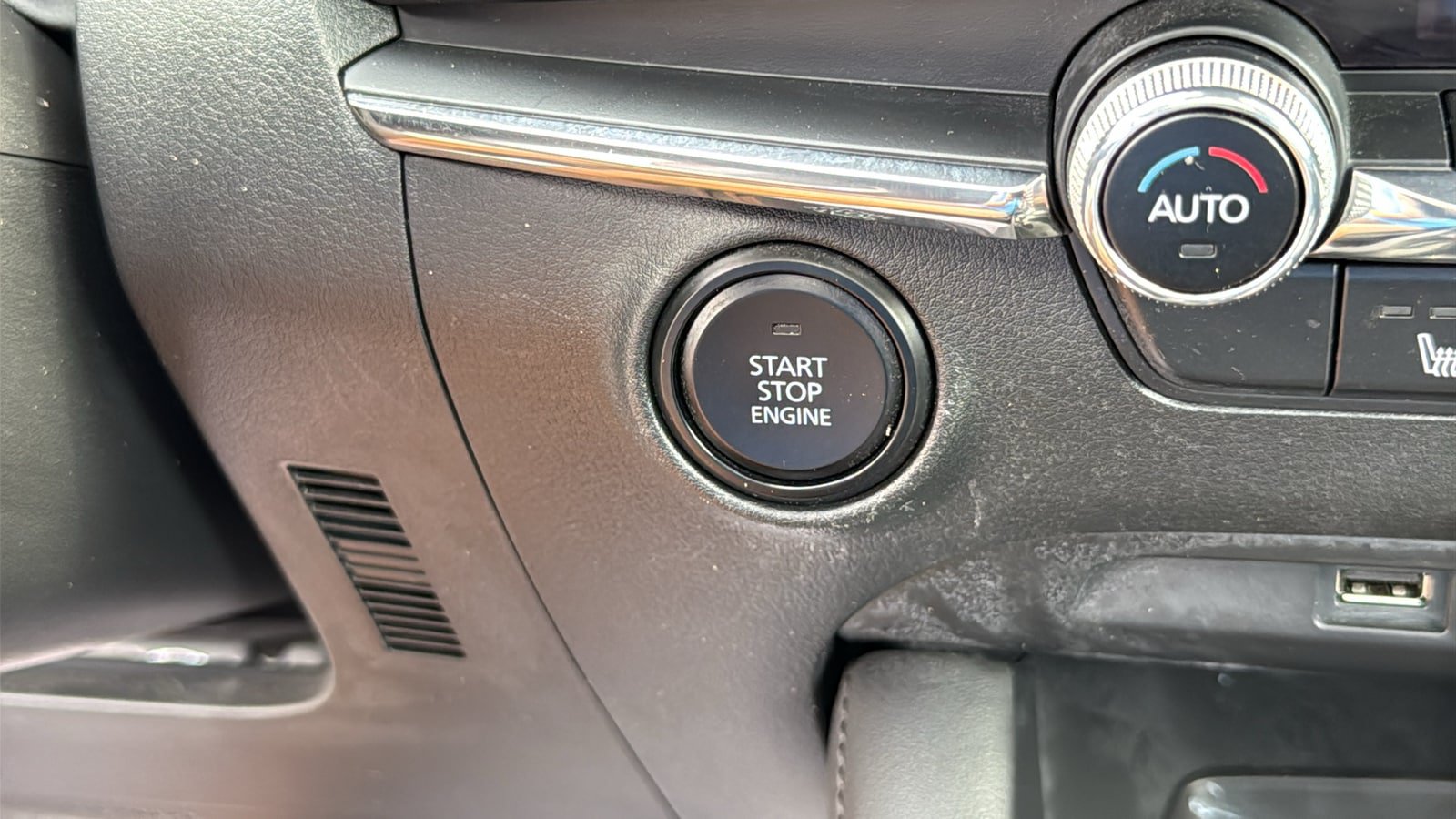Certified 2021 MAZDA MAZDA3 s AWD/4WD image 16