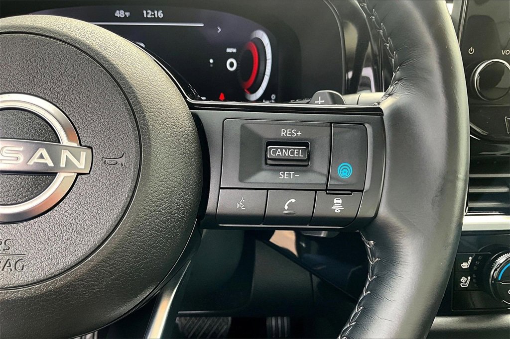 Used 2024 Nissan Pathfinder Platinum w/ Cargo Package image 19