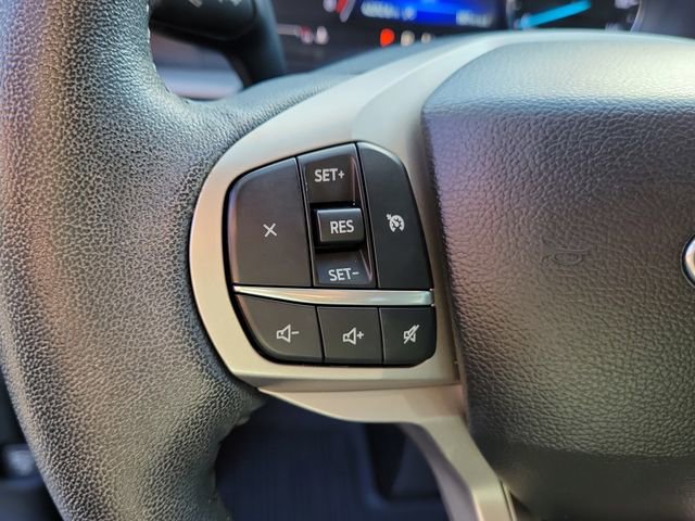Used 2023 Ford Explorer XLT w/ Equipment Group 202A image 24