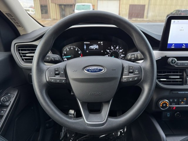 Used 2020 Ford Escape SE image 30