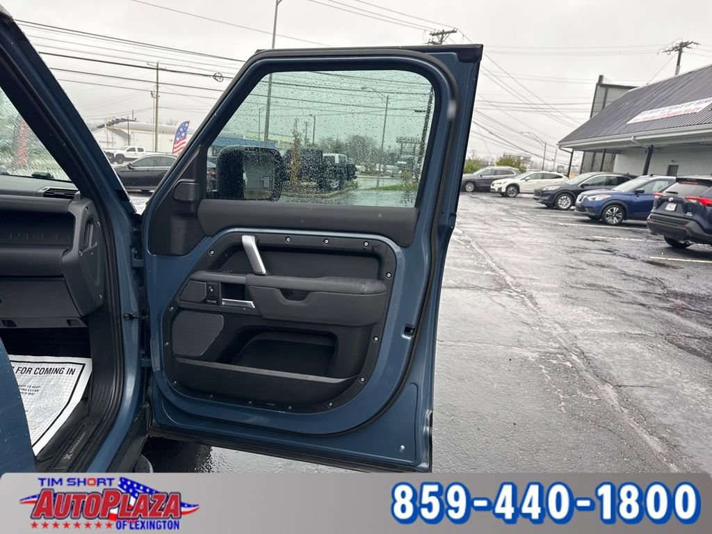 Used 2023 Land Rover Defender 110 X-Dynamic SE image 61