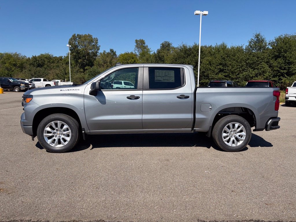 New 2026 Chevrolet Silverado 1500 Custom RWD image 2