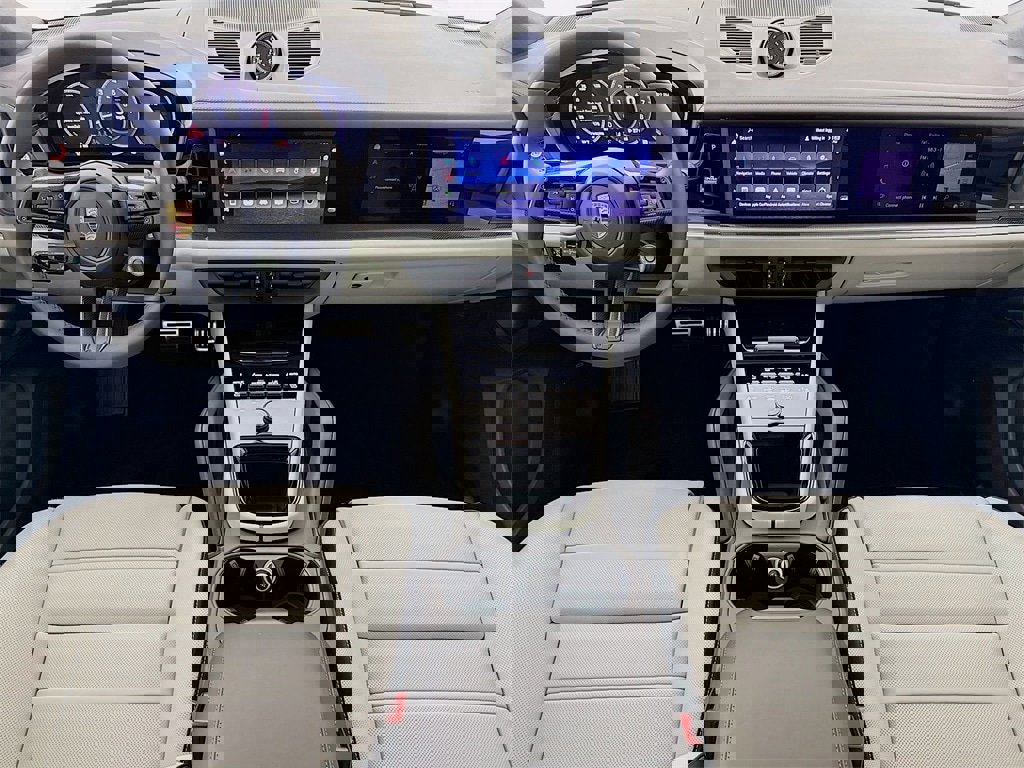 New 2026 Porsche Cayenne S image 29