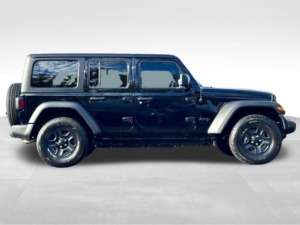 Used 2023 Jeep Wrangler Unlimited Sport AWD/4WD image 8