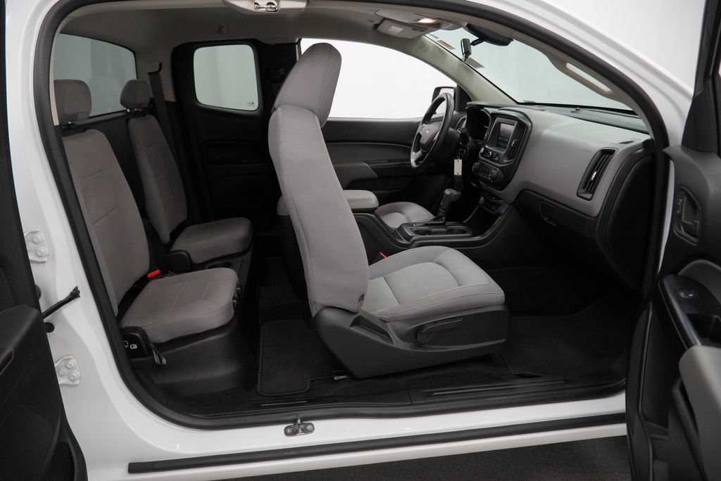 Certified 2018 Chevrolet Colorado W/T AWD/4WD image 28