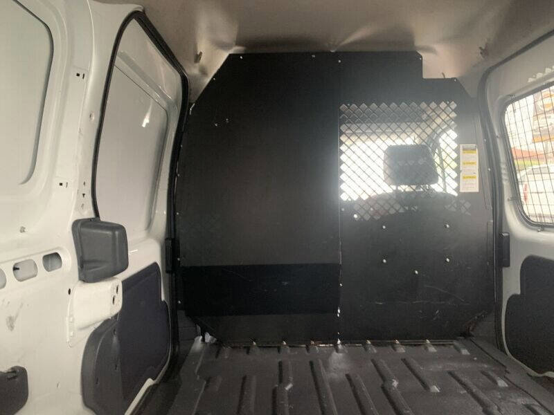Used 2012 Ford Transit Connect XLT image 11