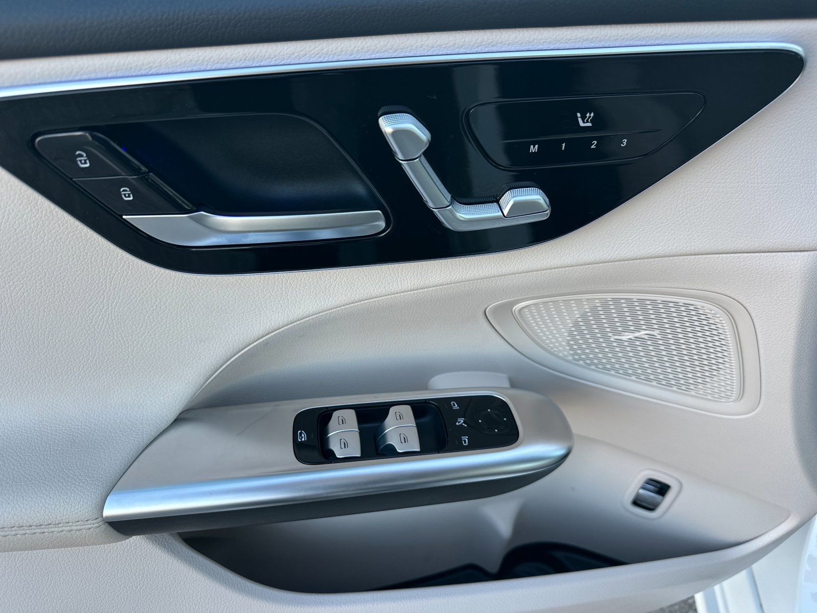 Certified 2025 Mercedes-Benz C 300 C 300 4D Sedan image 13