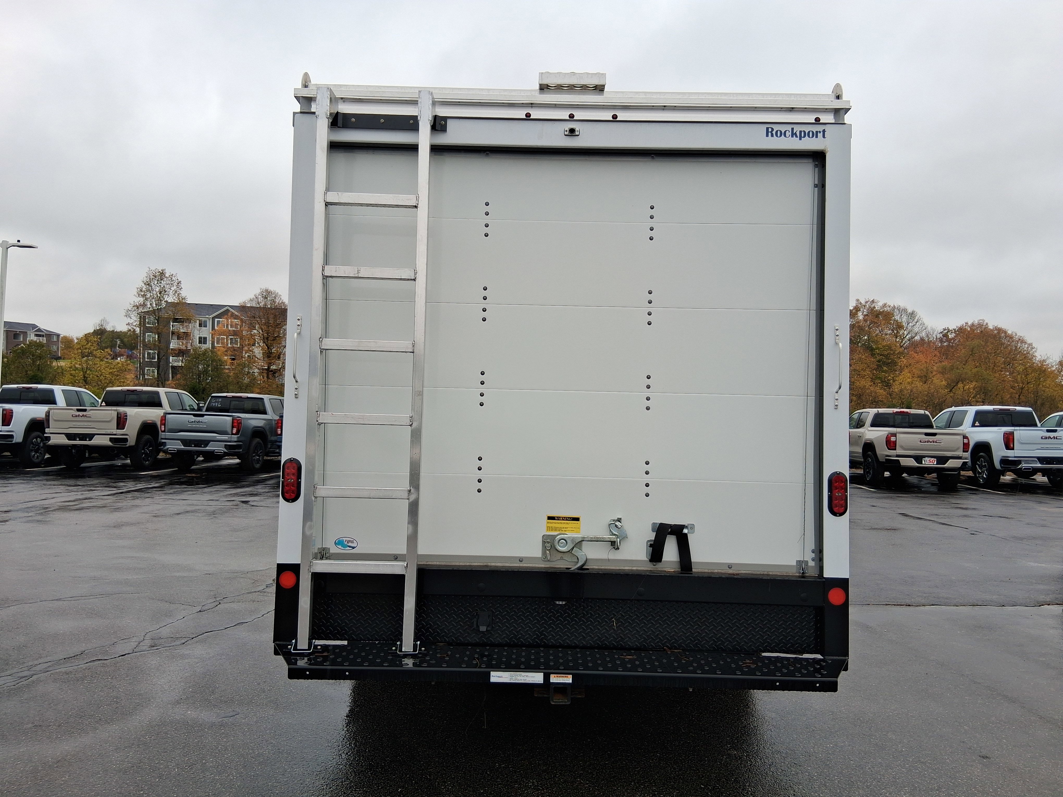 New 2025 GMC Savana 3500 w/ Power Convenience Package image 8