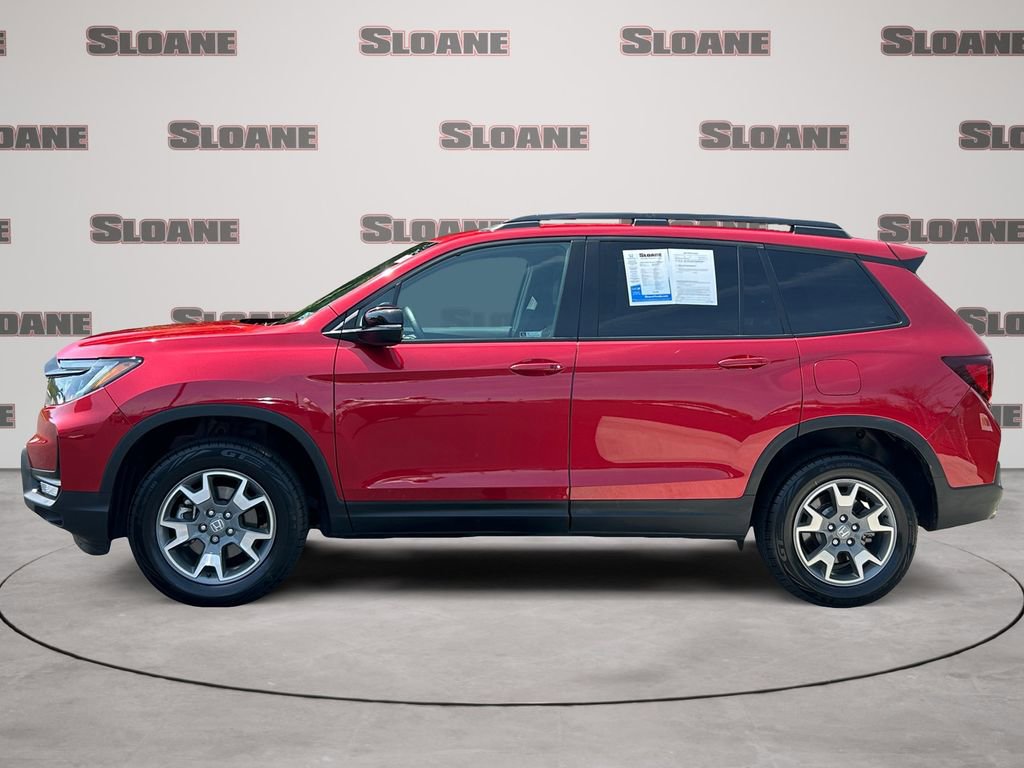 Used 2023 Honda Passport TrailSport image 2