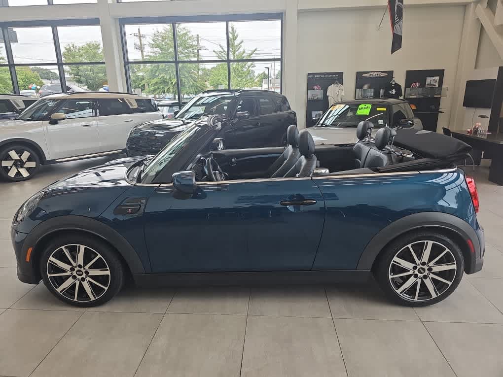Used 2022 MINI Cooper S w/ Sidewalk Package FWD image 13