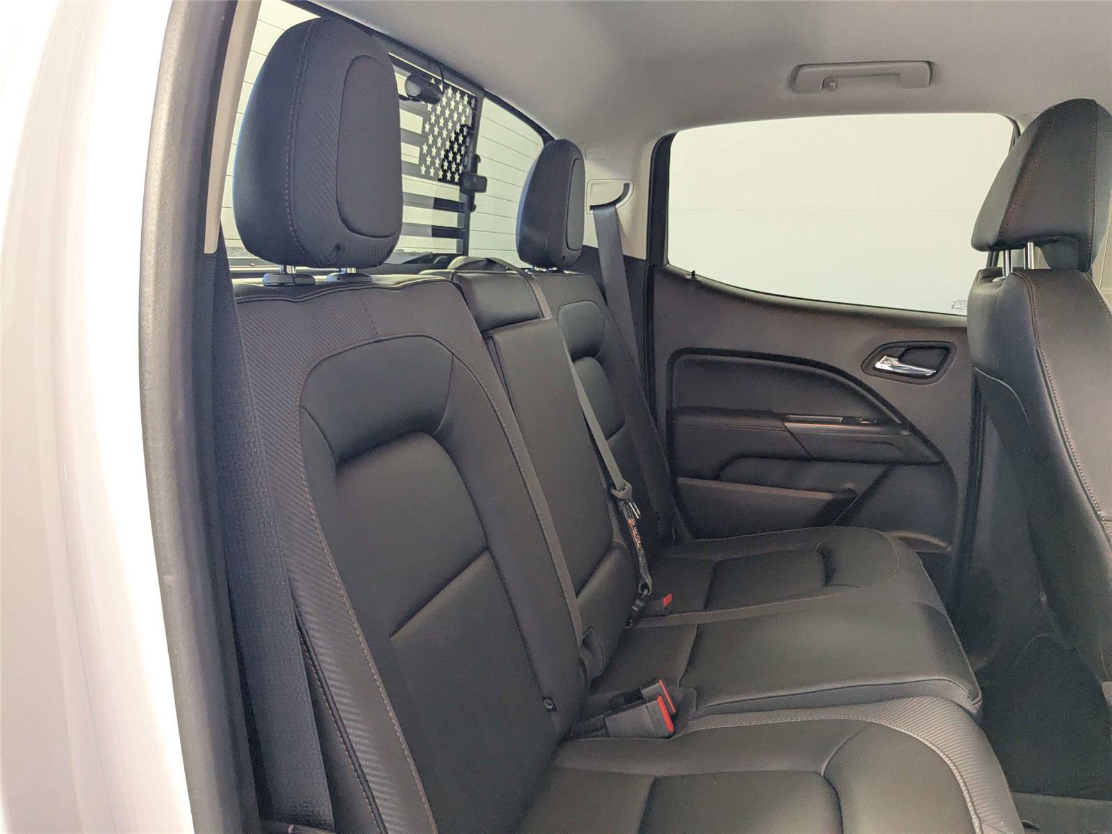 Used 2022 GMC Canyon AT4 image 28