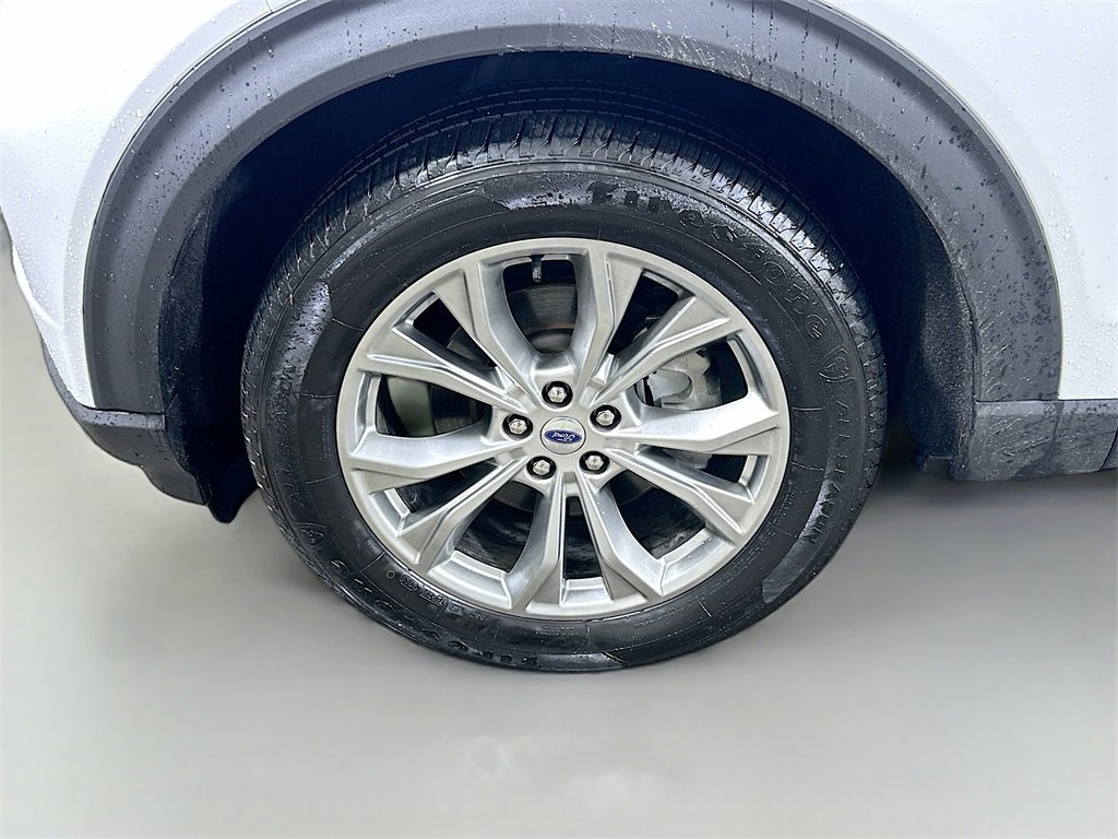 Used 2020 Ford Explorer XLT w/ Equipment Group 202A image 8