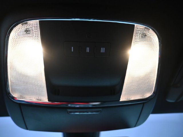 Used 2023 Dodge Charger R/T w/ Blacktop Package RWD image 24