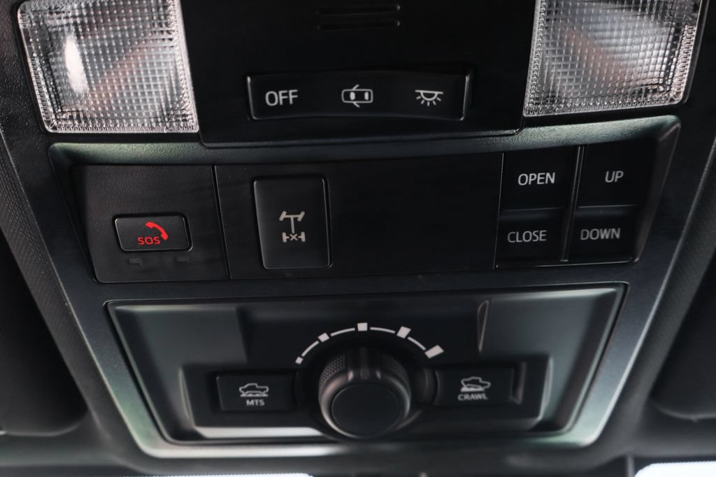 Used 2022 Toyota Tacoma TRD Pro AWD/4WD image 32