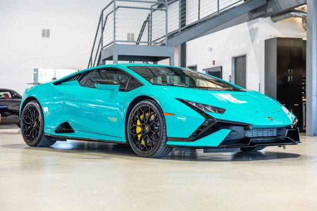 Used 2023 Lamborghini Huracan Tecnica RWD image 8