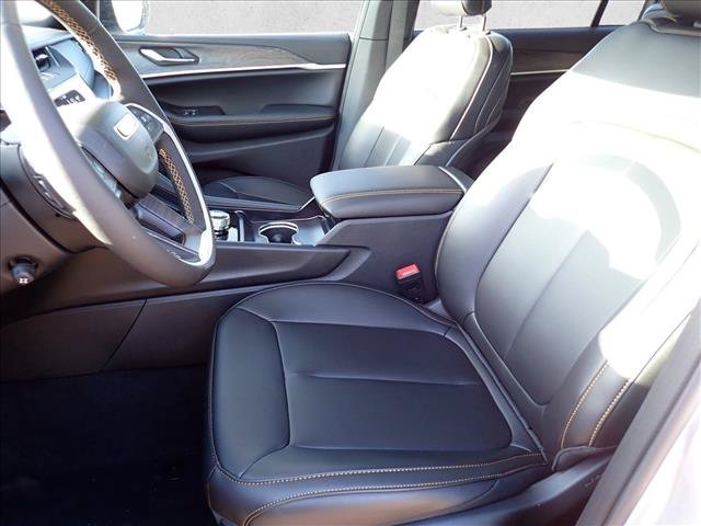 New 2026 Jeep Grand Cherokee L Limited AWD/4WD image 13