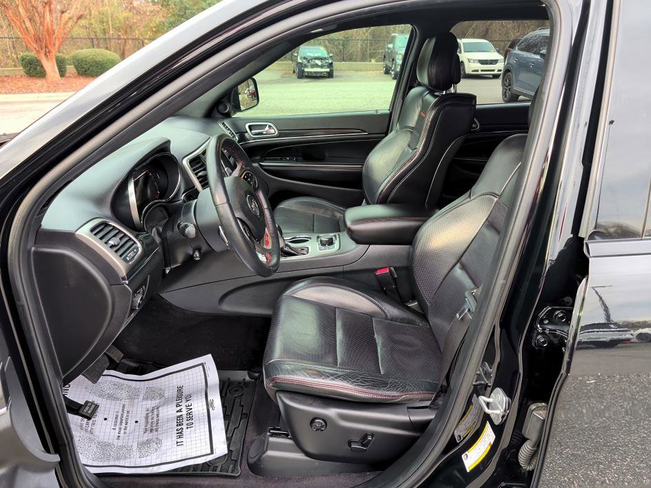 Used 2018 Jeep Grand Cherokee Trailhawk w/ Trailhawk Luxury Group image 8