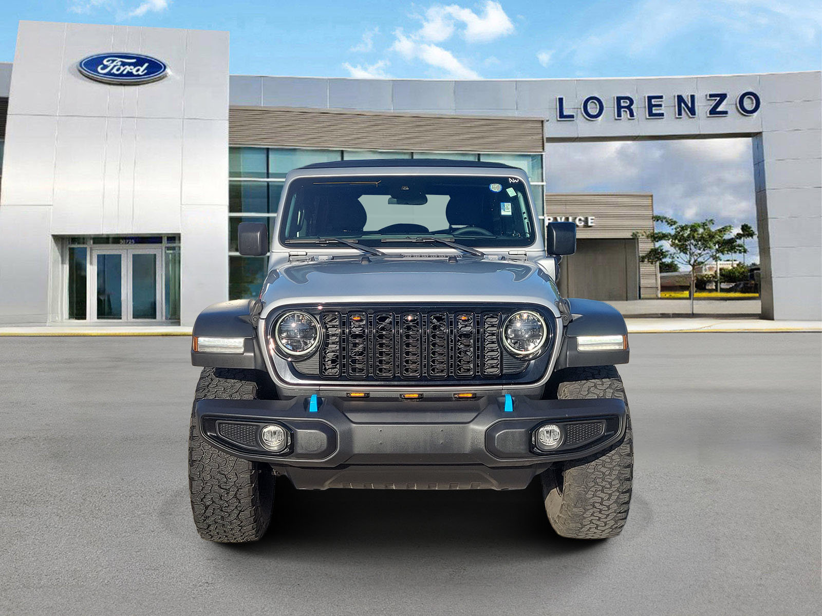 Used 2024 Jeep Wrangler Unlimited AWD/4WD image 2