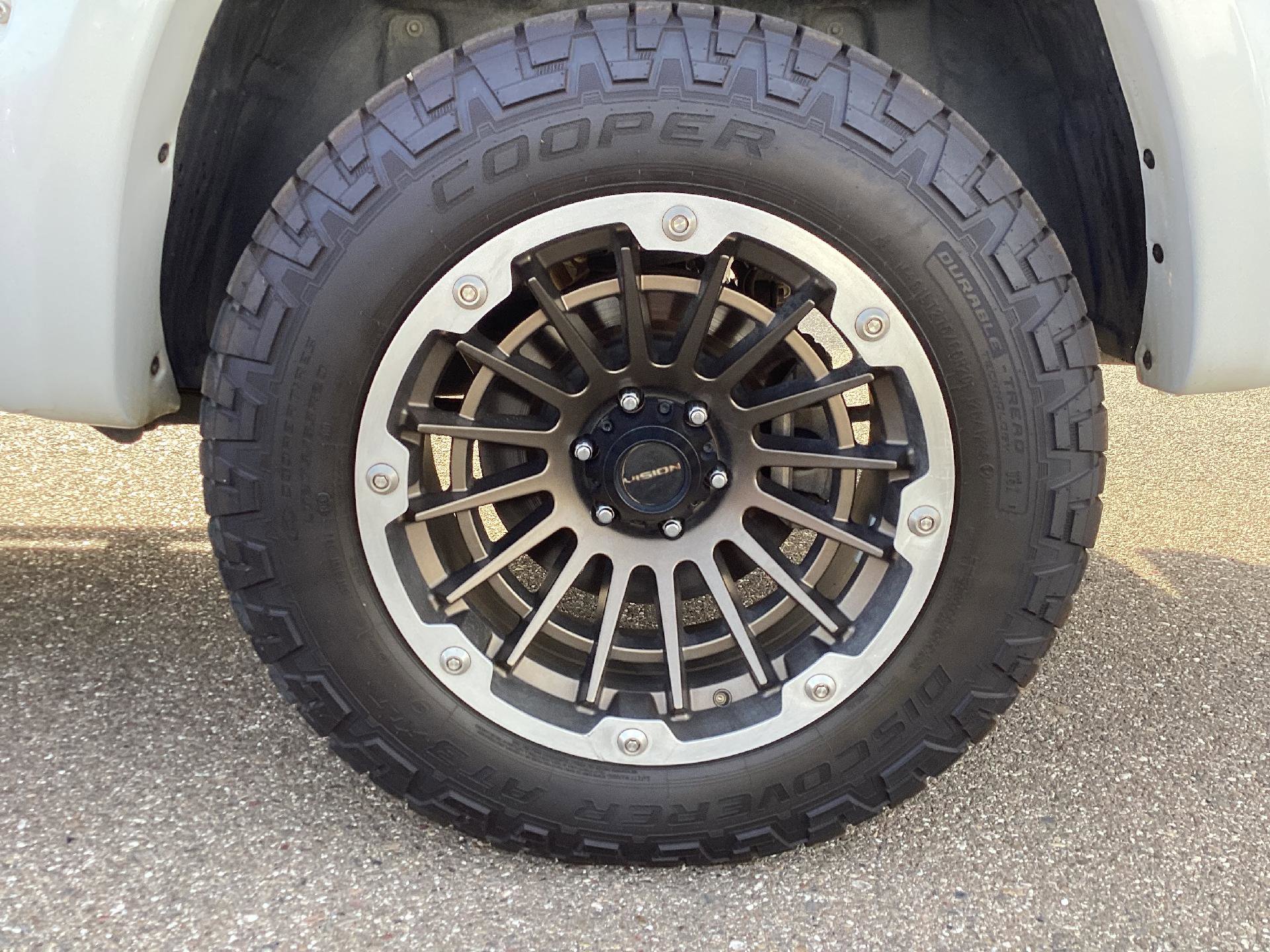 Used 2019 RAM 1500 Limited image 8