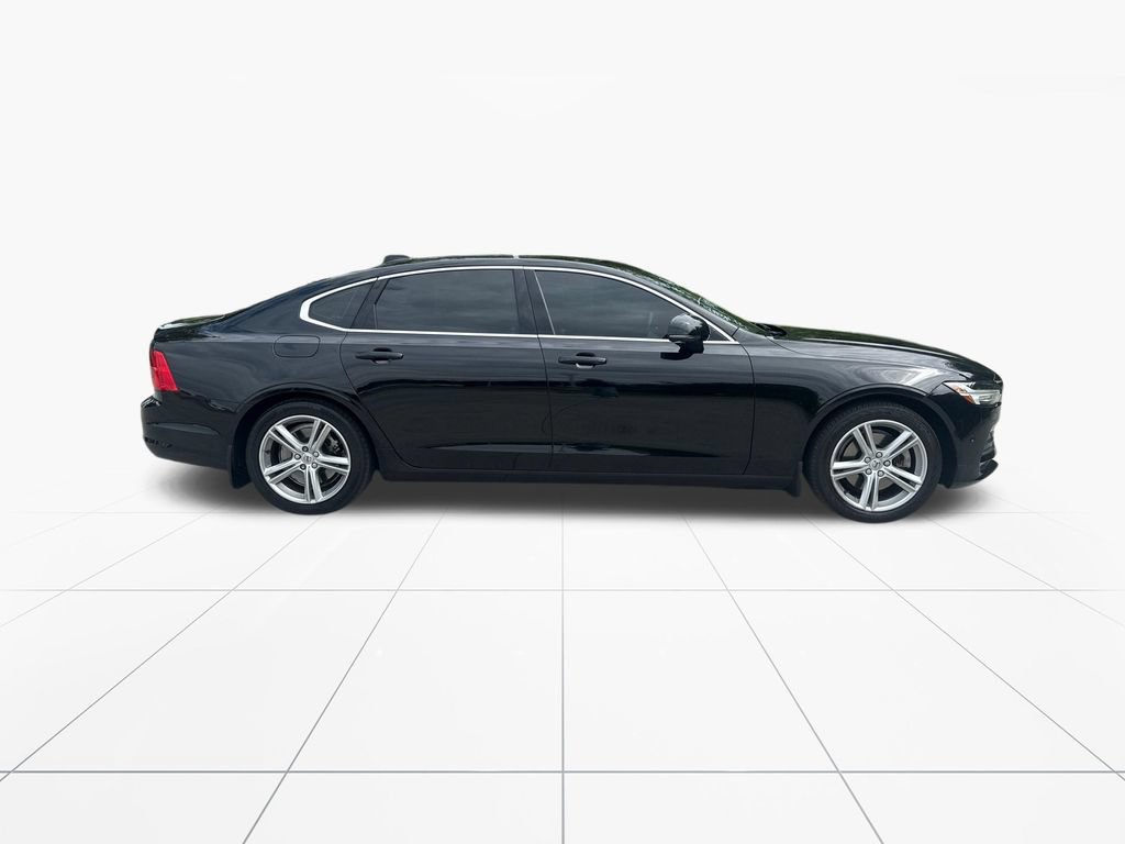 Used 2018 Volvo S90 T5 Momentum w/ Convenience Package FWD image 9