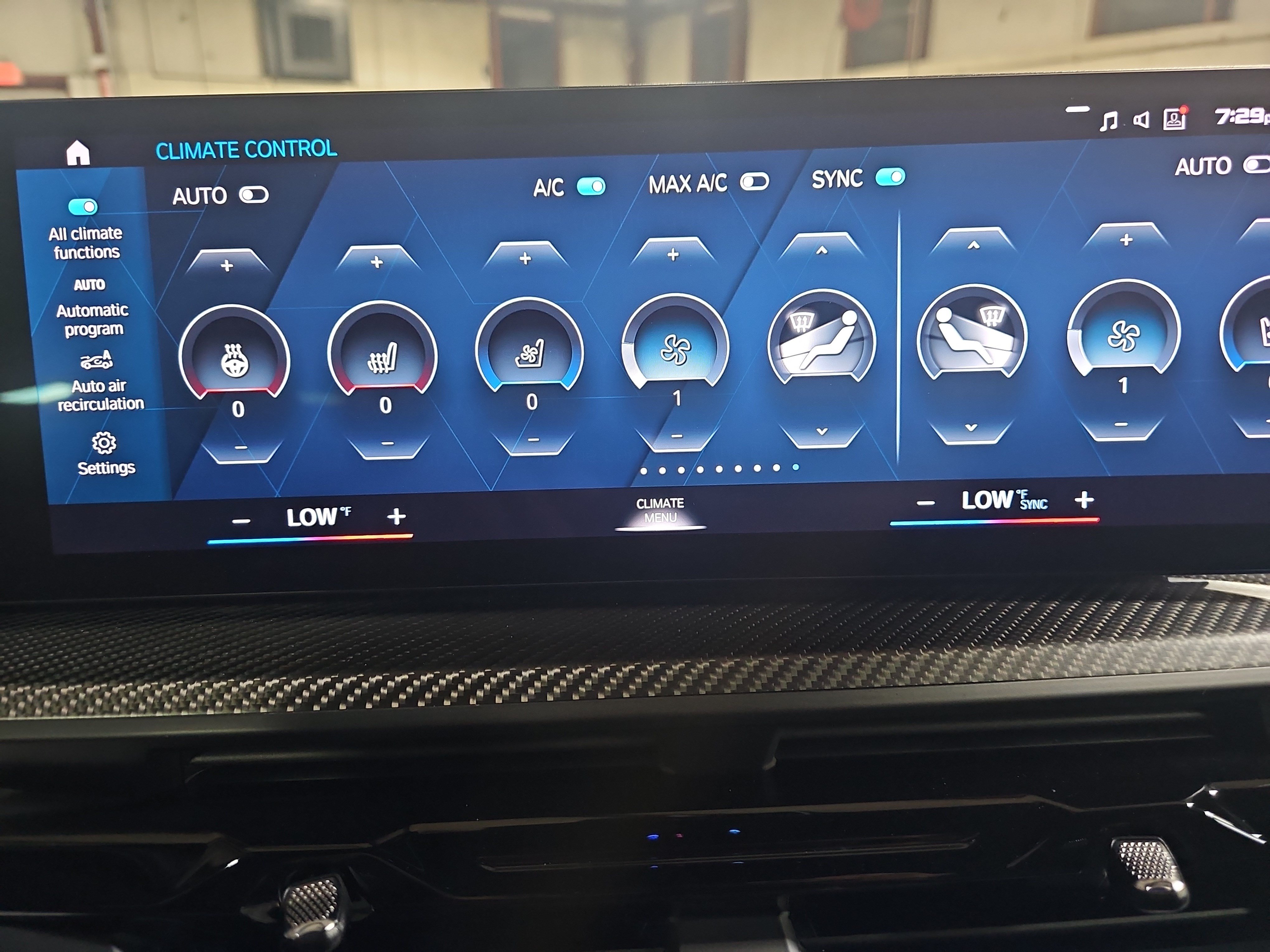 Used 2023 BMW XM AWD/4WD image 23