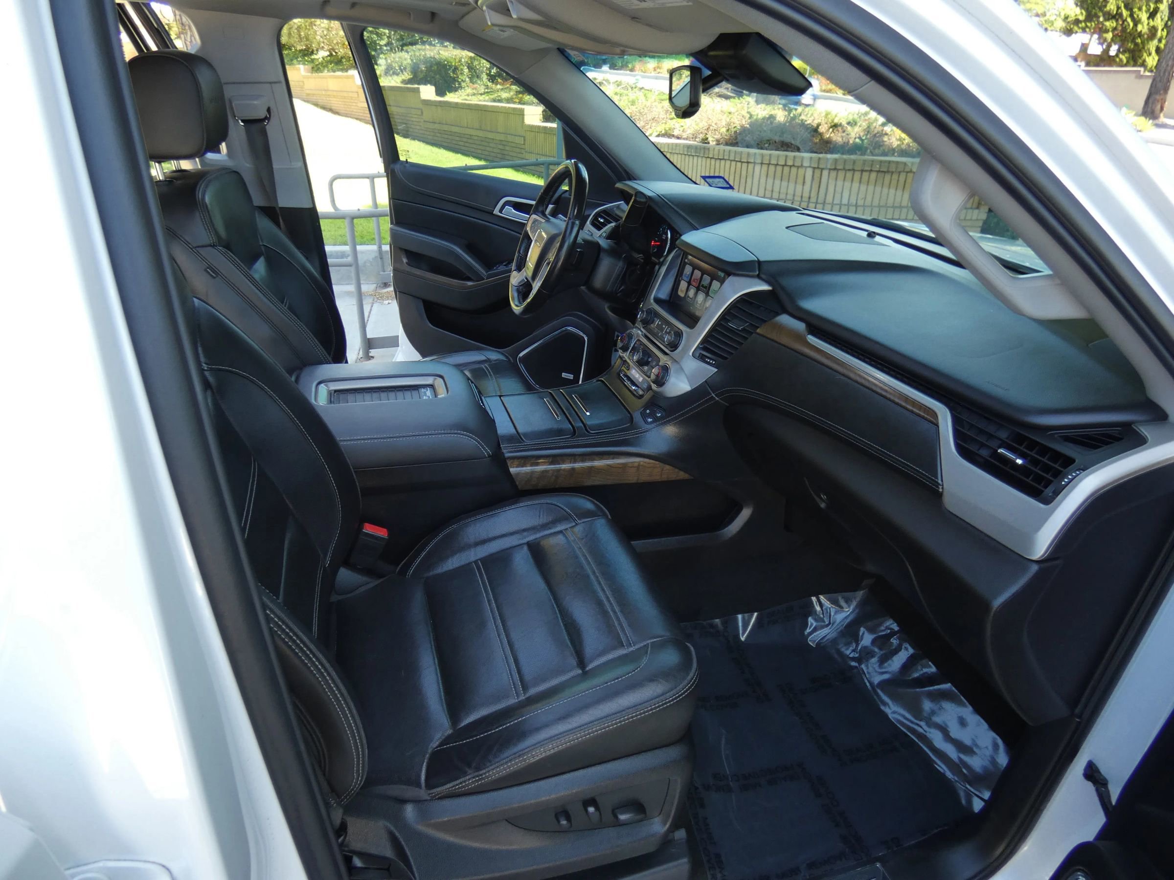 Used 2018 GMC Yukon Denali w/ Denali Ultimate Package image 30