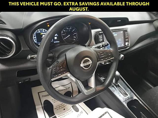 Used 2024 Nissan Kicks SV FWD image 8