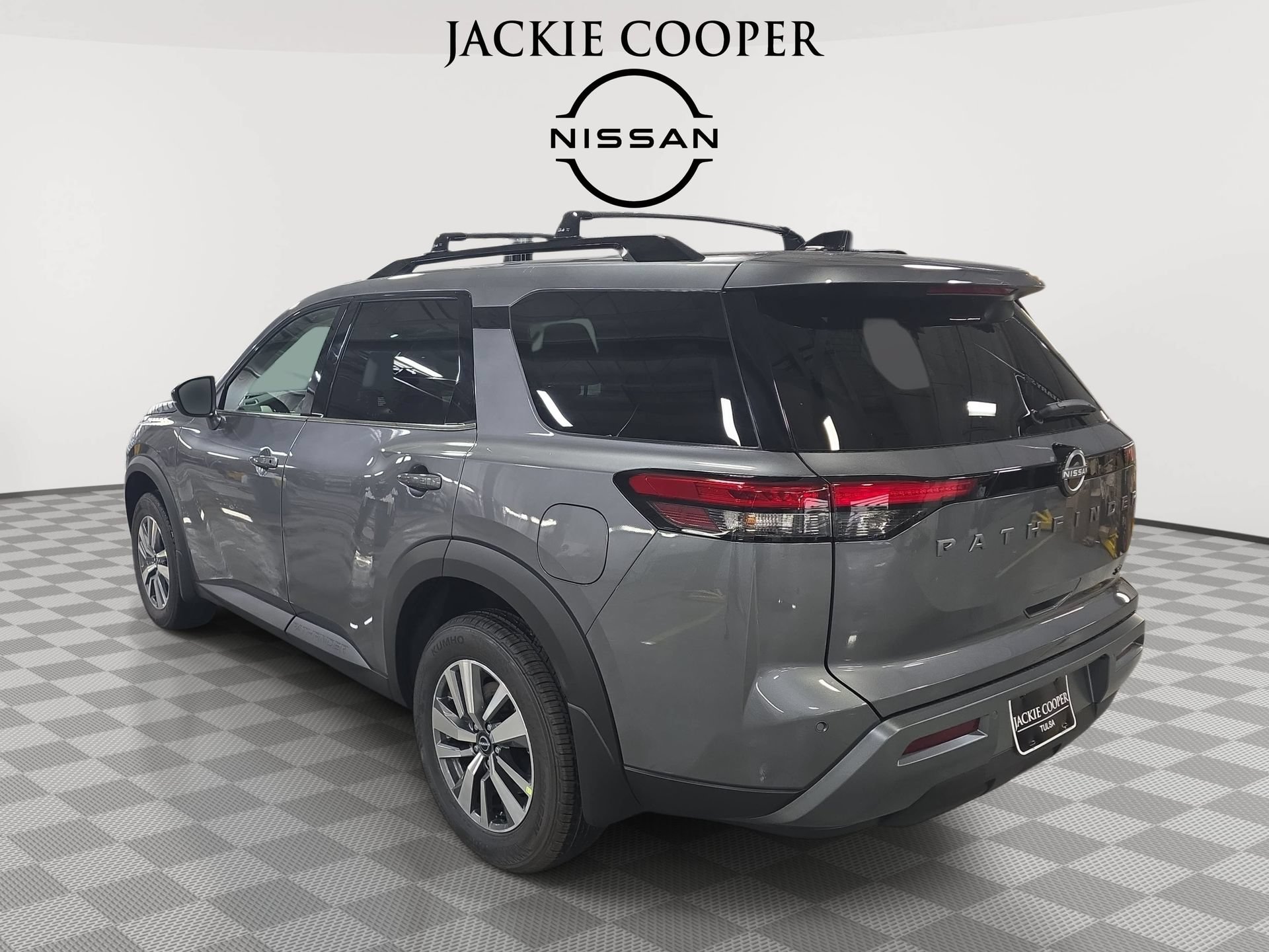 New 2026 Nissan Pathfinder SL FWD image 7