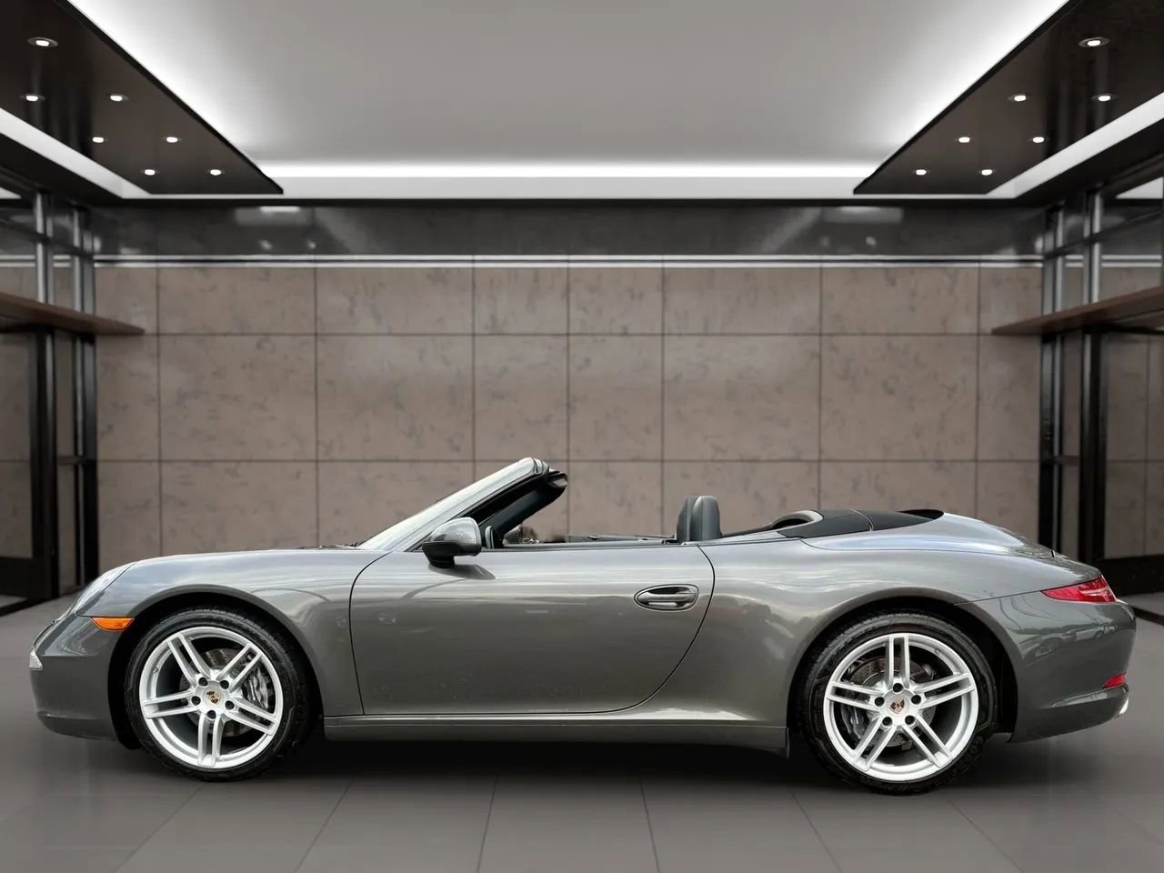 Used 2013 Porsche 911 Carrera RWD image 15