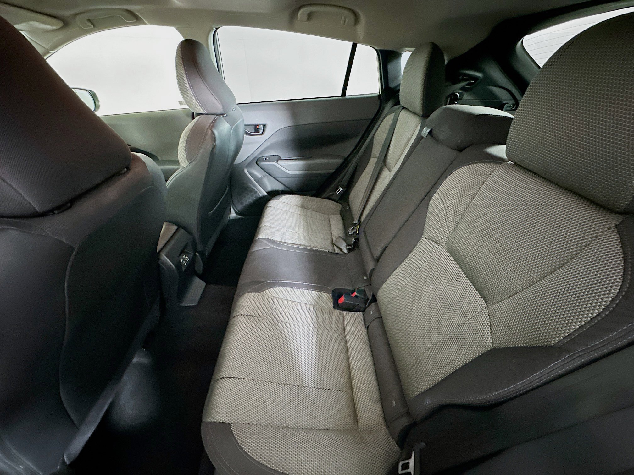 Used 2024 Subaru Crosstrek 2.0i Premium image 27