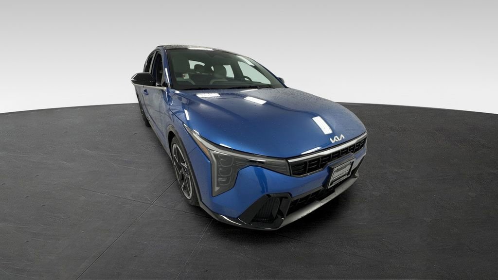 New 2026 Kia K4 GT-Line FWD image 1