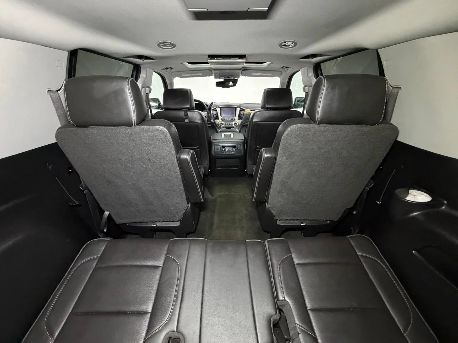 Used 2017 GMC Yukon XL Denali w/ Open Road Package AWD/4WD image 18