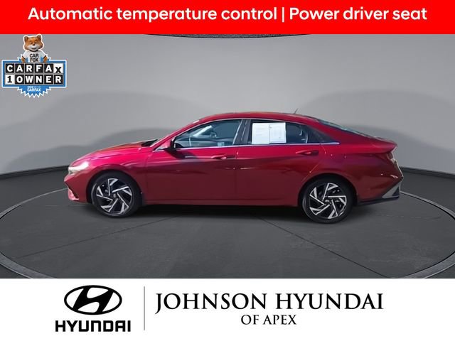 Certified 2025 Hyundai Elantra Limited FWD image 5