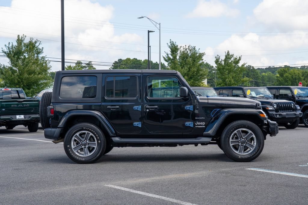 Used 2020 Jeep Wrangler Unlimited Sahara AWD/4WD image 8