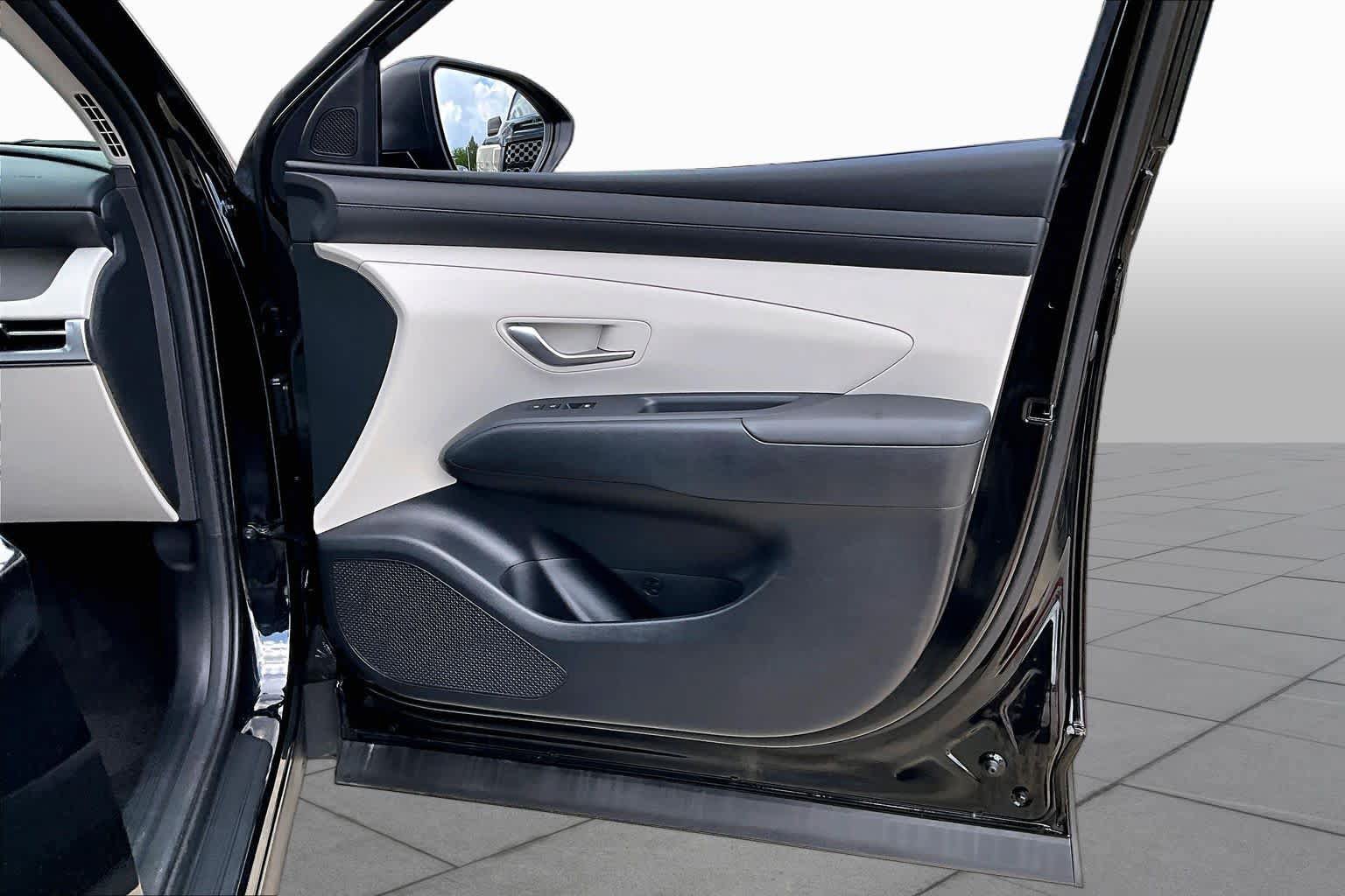 Certified 2025 Hyundai Tucson SEL FWD image 21