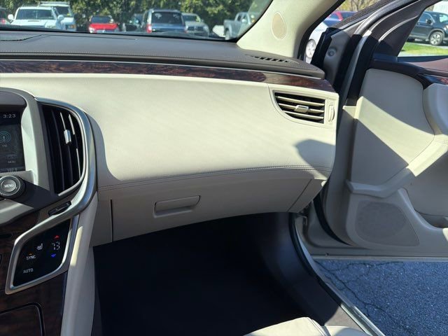 Used 2015 Buick LaCrosse Leather image 28