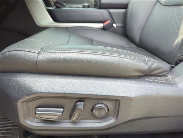 Used 2023 Toyota Tundra SR5 w/ SR5 Premium Package RWD image 12