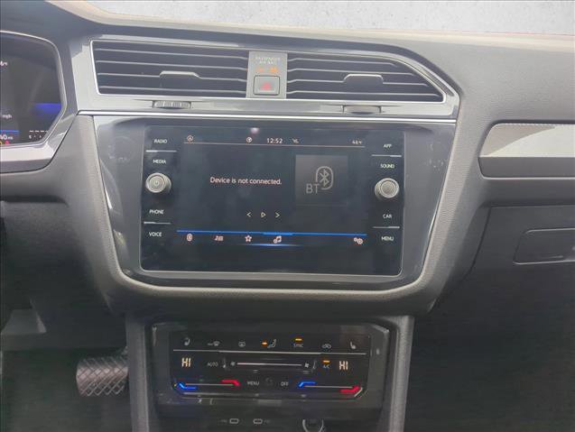 Used 2024 Volkswagen Tiguan SE image 14