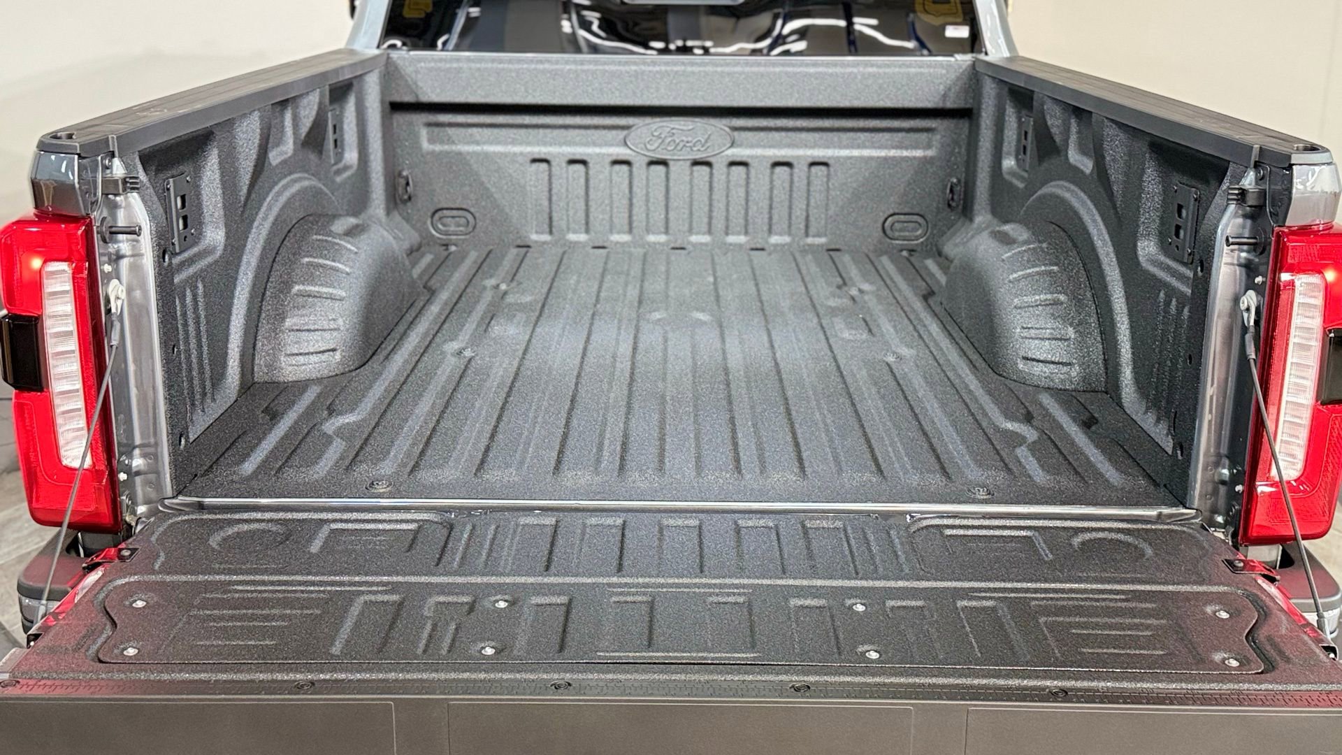 New 2026 Ford F350 XLT w/ XLT Premium Package image 44