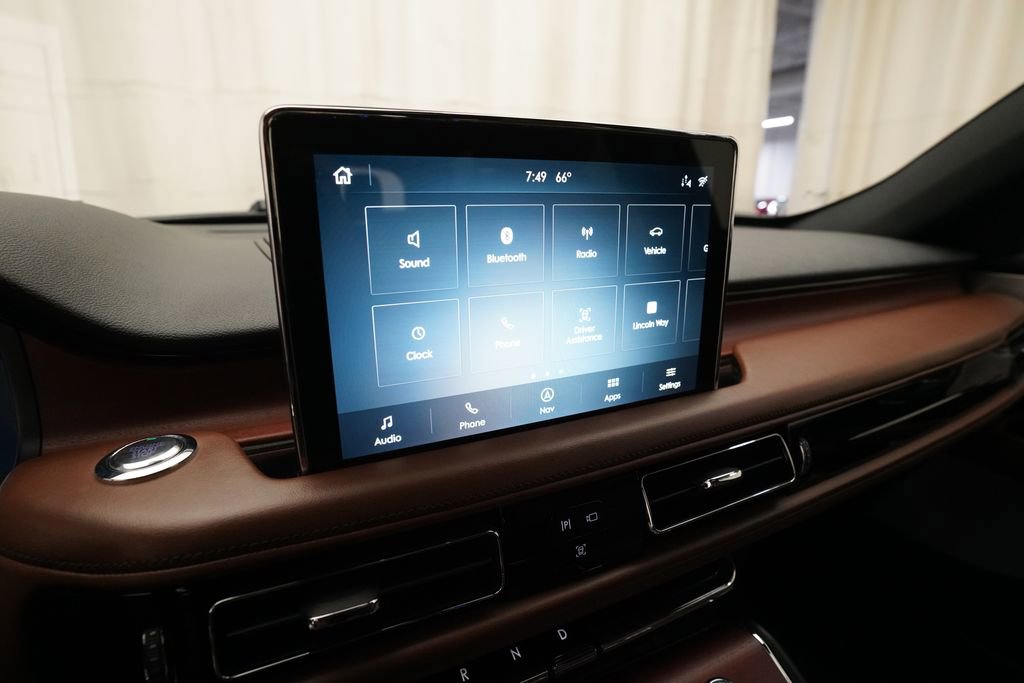Used 2020 Lincoln Aviator Grand Touring w/ Equipment Group 301A AWD/4WD image 6