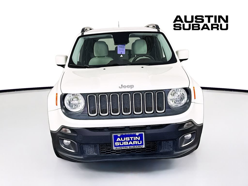 Used 2017 Jeep Renegade Latitude FWD image 2