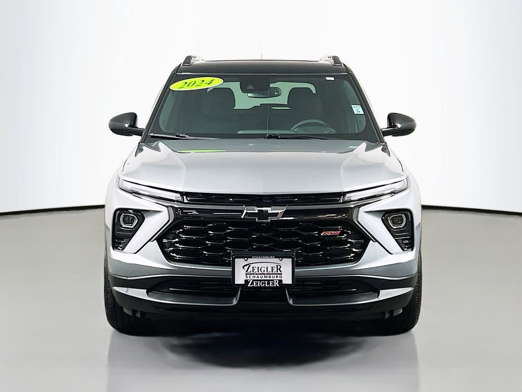 Used 2024 Chevrolet TrailBlazer RS w/ Convenience Package image 2