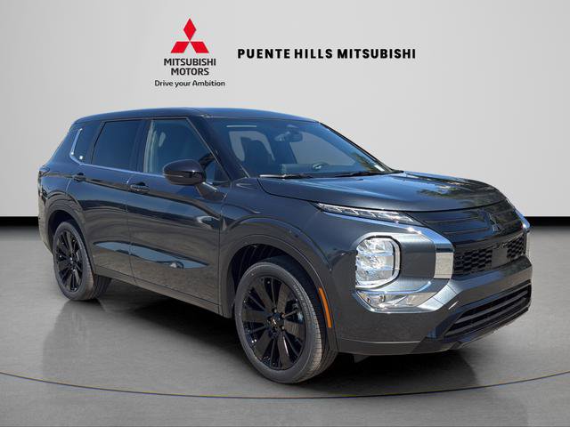 New 2026 Mitsubishi Outlander LE image 3