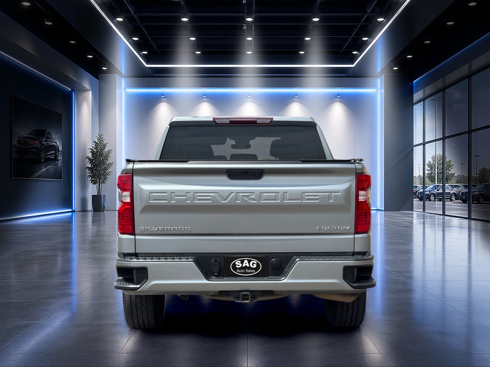 Used 2024 Chevrolet Silverado 1500 Custom w/ Turbomax Blackout Package AWD/4WD image 5
