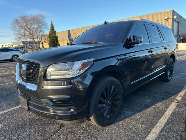 Used 2020 Lincoln Navigator L Reserve w/ Equipment Group 208A Reserve image 3