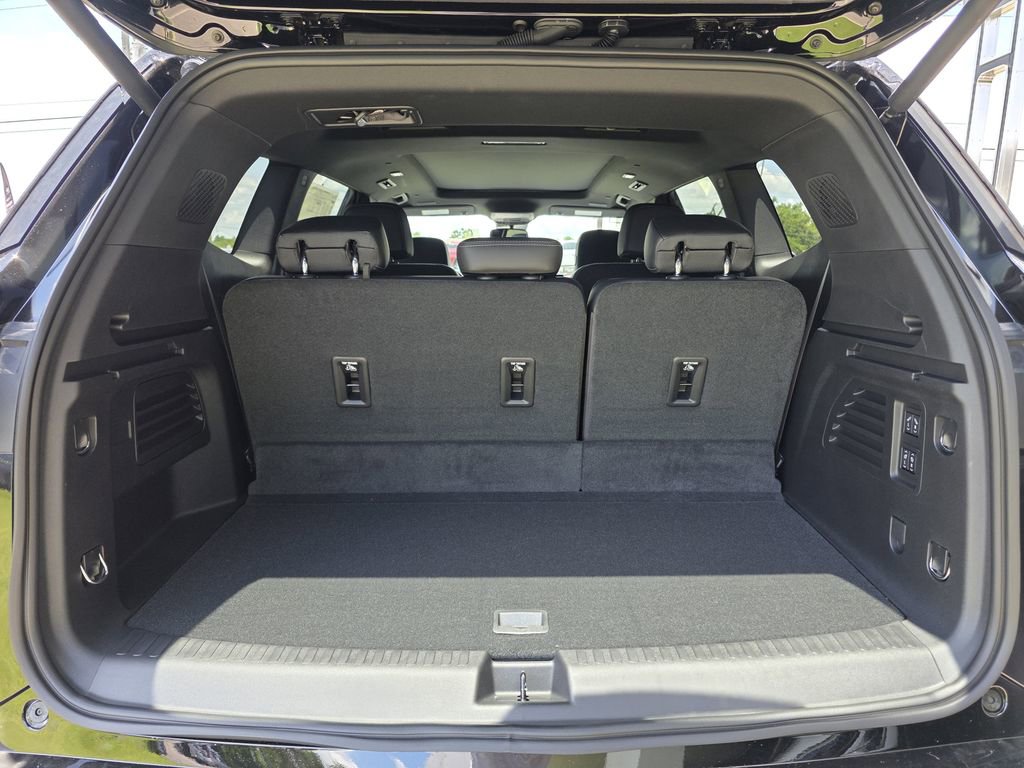 New 2025 Buick Enclave Sport Touring w/ Super Cruise Package image 11