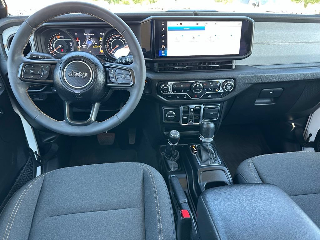 Used 2024 Jeep Wrangler Unlimited Sport AWD/4WD image 4